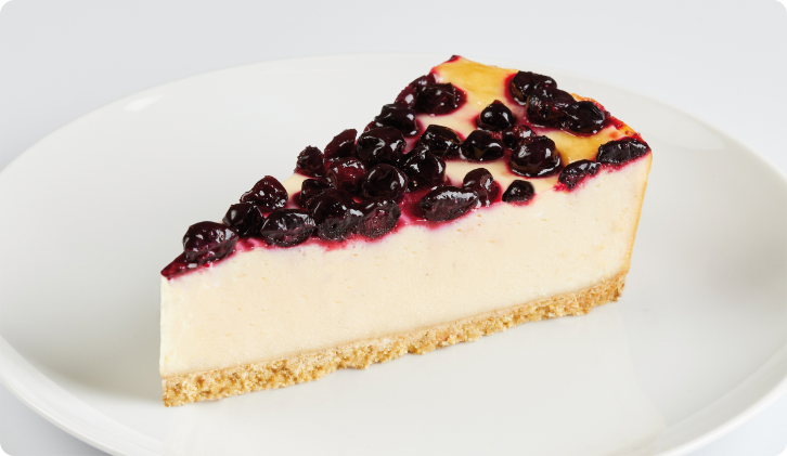 Tarta horneada de queso con arándanos